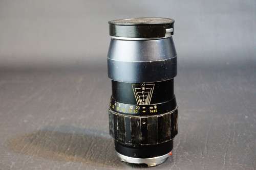 Leica Leitz Wetzlar Tele-Elmar 135mm F4 M Mount Lens with 12575 Lens Shade **Great Condition**
