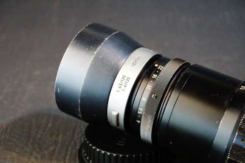 Leica Leitz Wetzlar Tele-Elmar 135mm F4 M Mount Lens with 12575 Lens Shade **Great Condition**