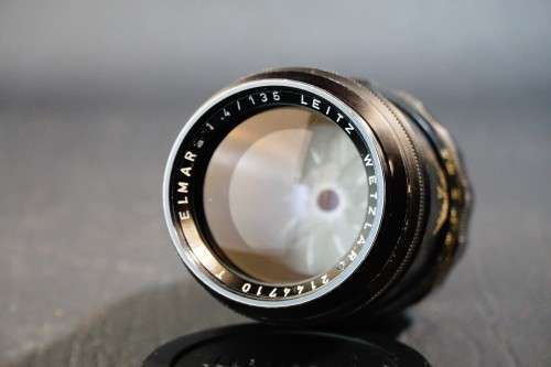 Leica Leitz Wetzlar Tele-Elmar 135mm F4 M Mount Lens with 12575 Lens Shade **Great Condition**