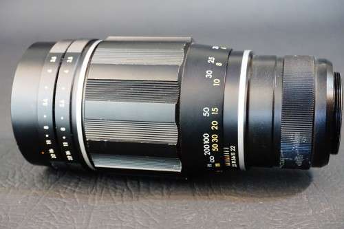 **Bokeh Monster** Pentax Asahi Takumar 200mm F3.5 Preset Lens in M42 Screw Mount **Excellent**