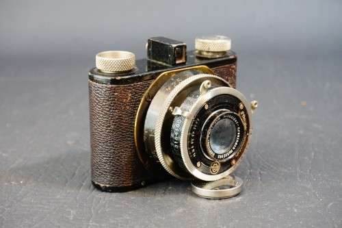 Wirgin Gewirette v.1 127 3x4 Camera with a Radionar 50mm F2.9 lens **Good Condition**
