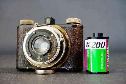 Wirgin Gewirette v.1 127 3x4 Camera with a Radionar 50mm F2.9 lens **Good Condition**