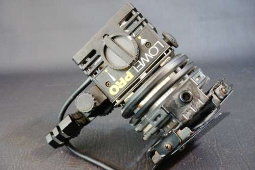 Lowel Pro-Light Focusing Flood Light With Barn Doors , Bulb Included **Great Condition**