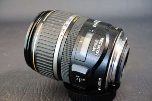 Canon EF-S 17-85mm f/4-5.6 IS USM Lens Canon EF-S Mount
