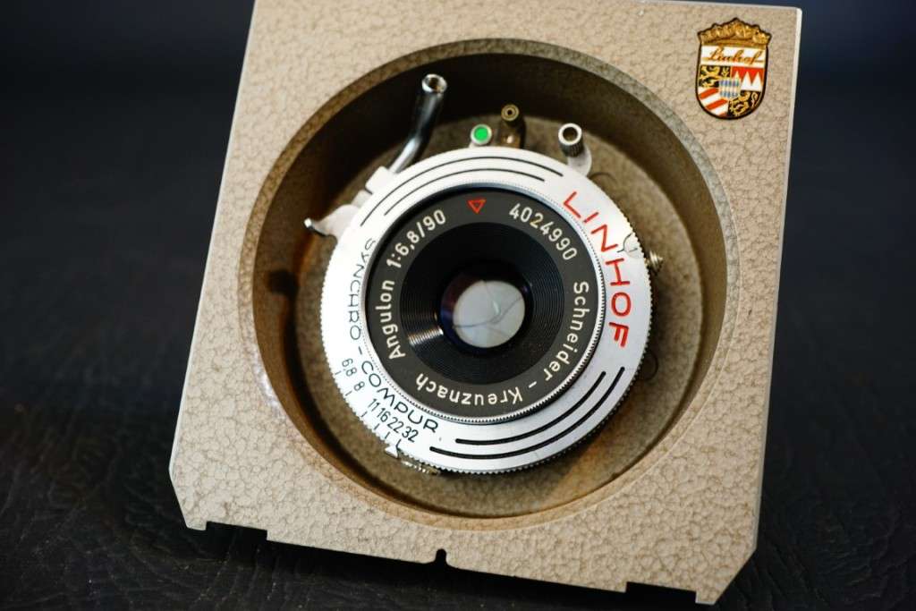 Schneider Kreuznach Angulon 90mm F6.8 with Linhoff Shutter and Linhoff Lens Board **Ex Condition**