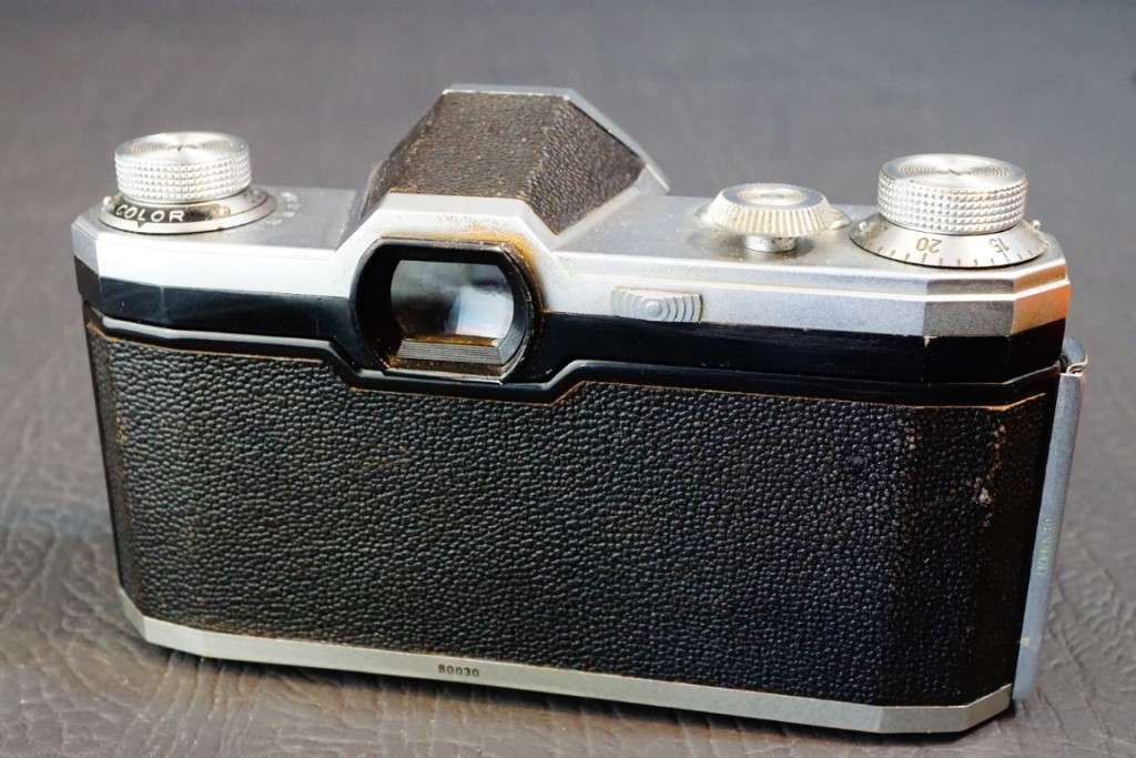 **RARE** Zeiss Ikon Contax S 35mm SLR with Zeiss Biotar 58mm F2 Lens  **Good Condition**