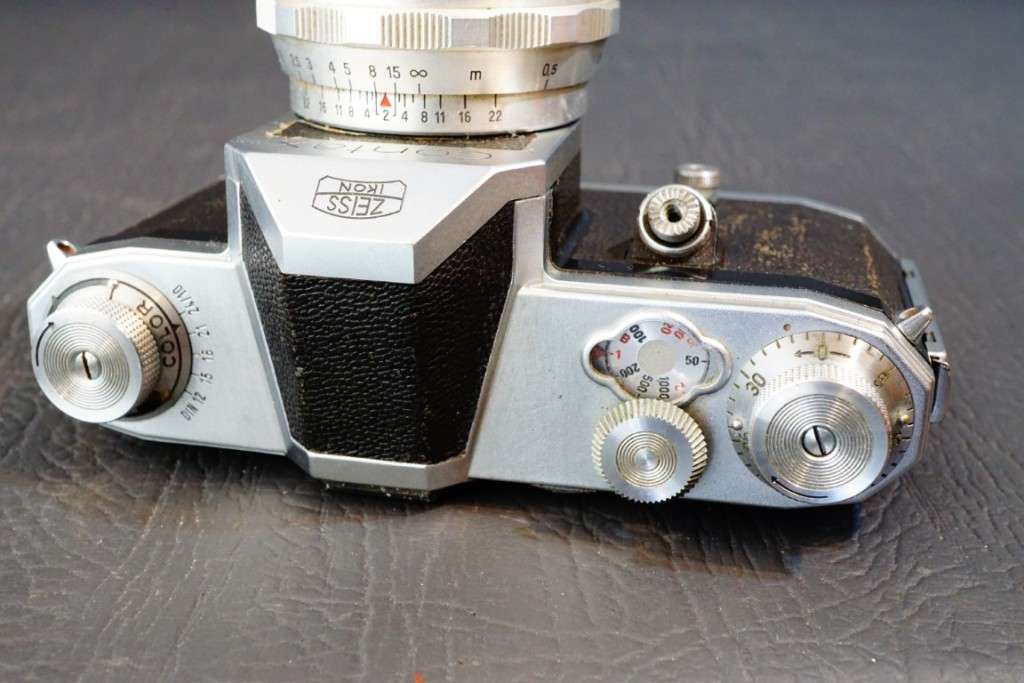 **RARE** Zeiss Ikon Contax S 35mm SLR with Zeiss Biotar 58mm F2 Lens  **Good Condition**
