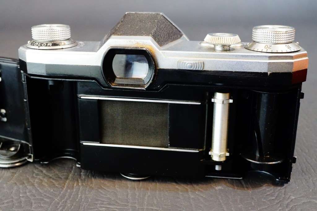 **RARE** Zeiss Ikon Contax S 35mm SLR with Zeiss Biotar 58mm F2 Lens  **Good Condition**