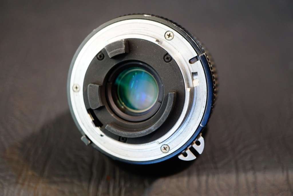 Nikon Nikkor 28mm F2.8 Lens in Nikon AIS Mount   **Excellent Condition**