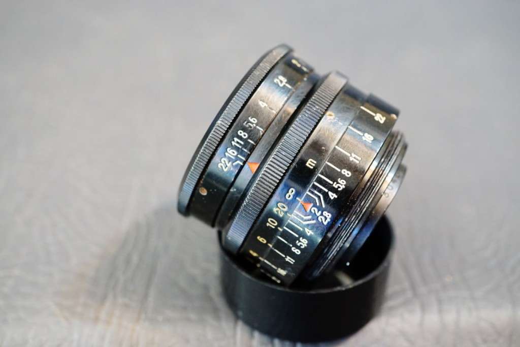 **Rare Black** Carl Zeiss Jena Biotar Red T 58mm F2 lens with 17 blades in M42 Mount **Great Cond**