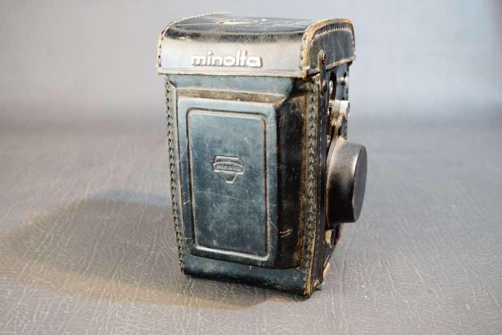 Minolta Autocord CdS TLR 6x6 Medium Format Camera with Built in CDS Meter  **Excellent Condition**