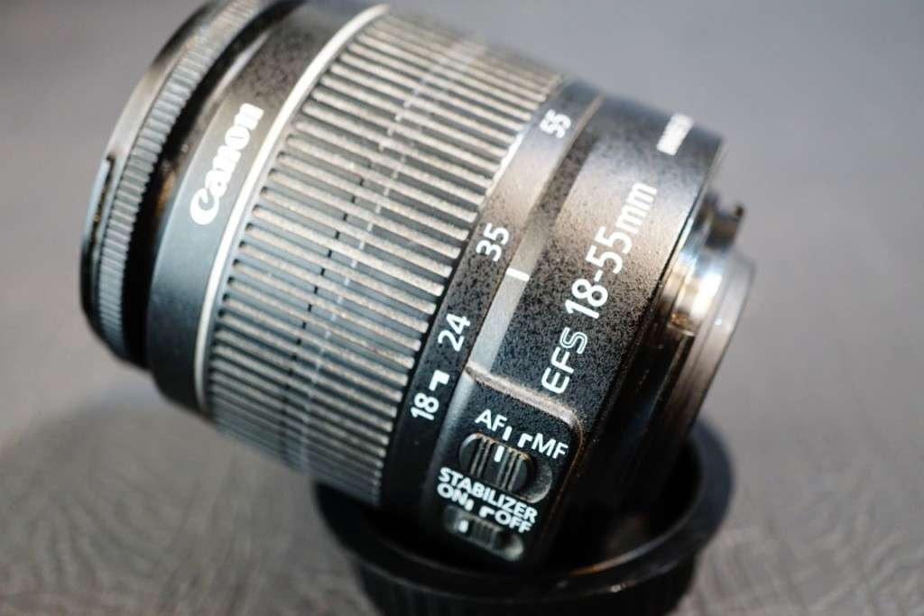**Image Stabilized** Canon Zoom Lens EF-S 18-55mm F3.5-5.6 IS II Canon EF-S Mount **Great Condition*