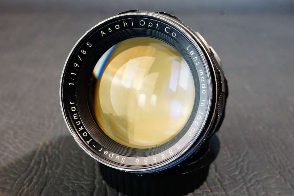 Pentax Asahi Super Takumar 85mm F1.9 Lens in M42 Screw Mount  **Please Read**