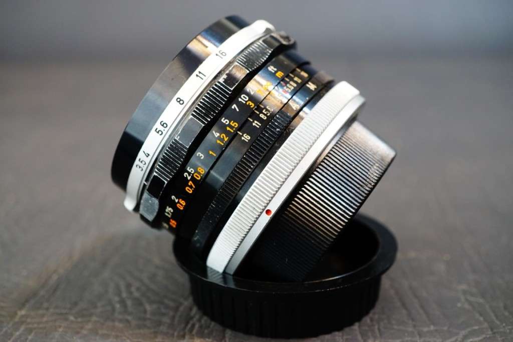 Canon FL 28mm F3.5 Lens in Canon FD Mount   **Excellent Condition**