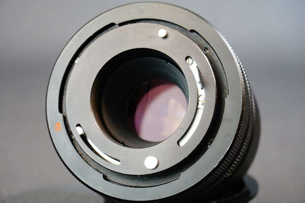 Vivitar 100mm F2.8 Lens in Canon FD Mount  **Excellent Condition**