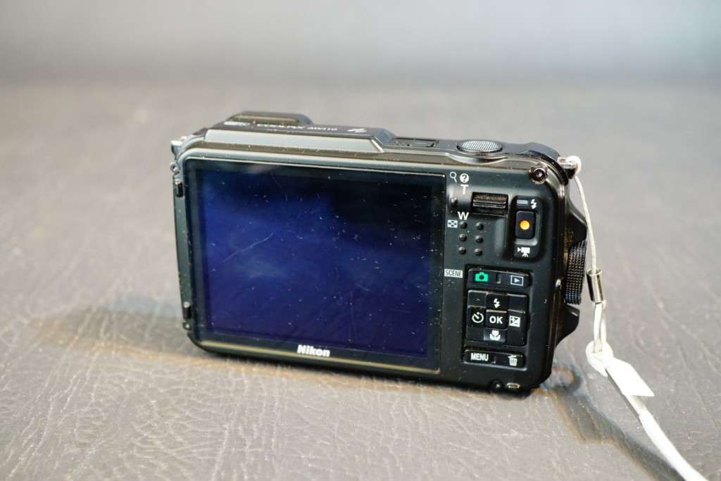Nikon Coolpix AW110 16.0MP Waterproof Digital Camera **Great Condition**