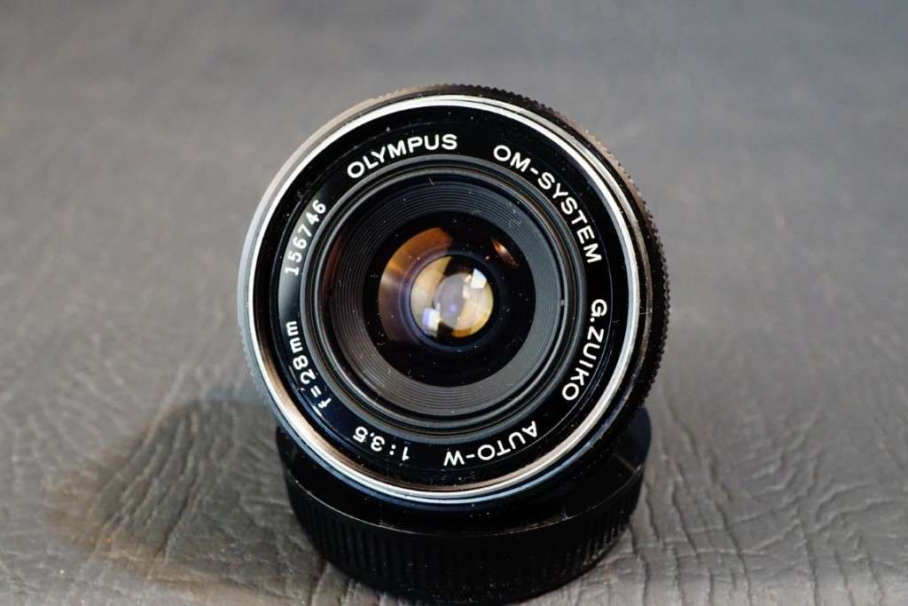 Olympus Zuiko 28mm F3.5 Lens in Olympus OM Mount **Excellent Condition**