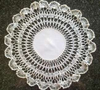 Gorgeous large antique hairpin lace doilie with linen centre 38cm
