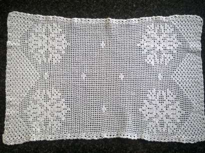 Filet crochet doilie / table mat 53cm