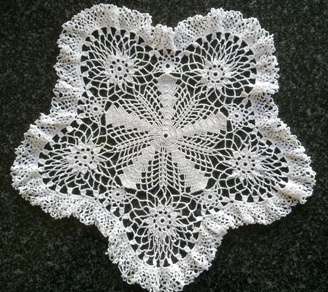 Lovely five petal doilie with ruffled edge 32cm