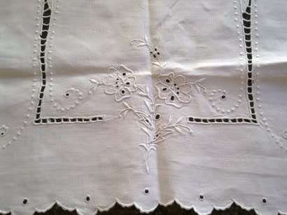 Madeira white Irish linen tablemat / centre piece