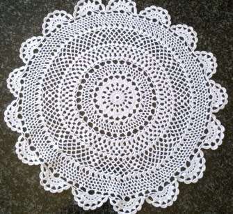 Perfect white cotton crochet doilie 28cm