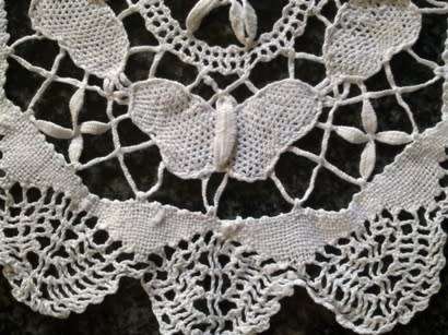 Vintage Maltese lace doilie 20cm