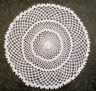 Lacy white cotton crochet doilie 28cm