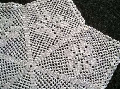 Pretty filet crochet cotton doilie 35cm