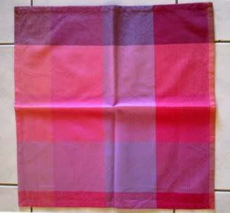 Four cotton dinner serviettes 44cm