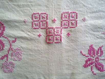 Pretty linen hand embroidered tablecloth / centre piece