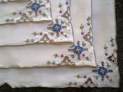 Lovely Madeira linen lunch napkins x 11