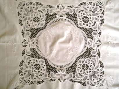 Lovely antique white linen and tape lace tablecloth - 1.27m square