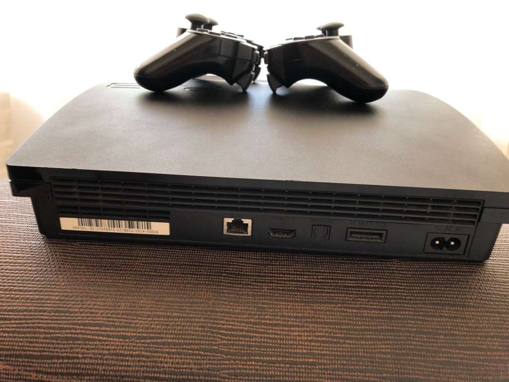 ***Selling as non-functional*** SONY PS3 MODEL CECH-2004B and two ORIGINAL SONY PS3 WIRELESS CONTROL
