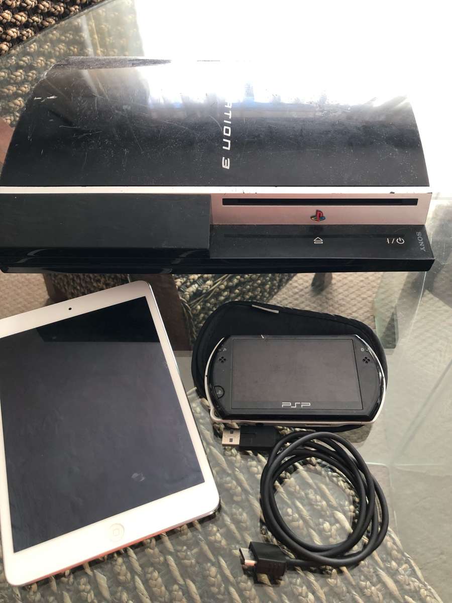***Selling as non-functional*** Bundle of electronics