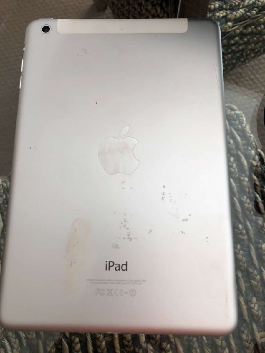 ***Selling as non-functional*** Bundle of electronics