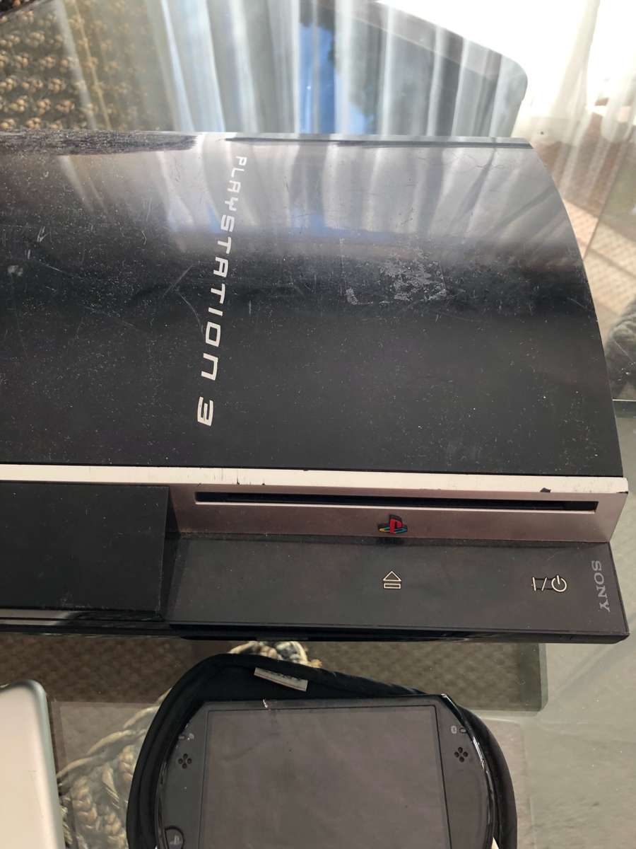 ***Selling as non-functional*** Bundle of electronics