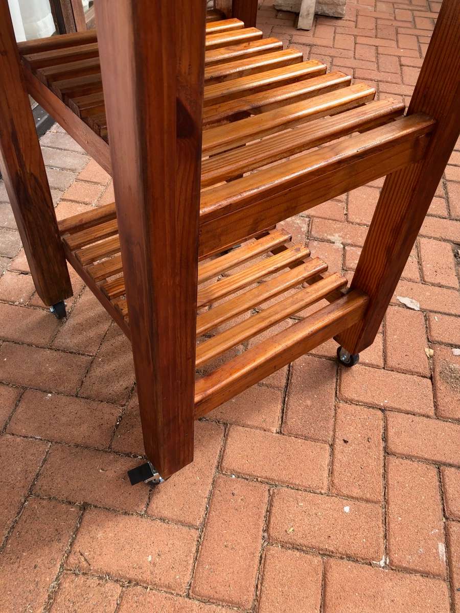 Butcher block / Kitchen island on castors
