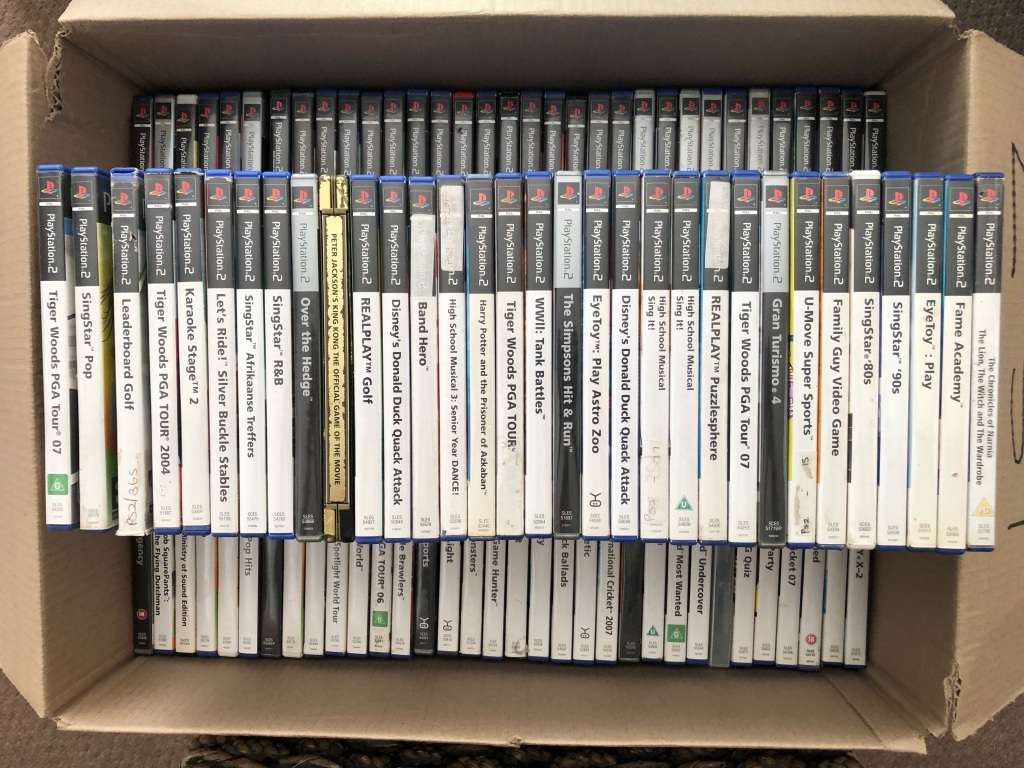 MASSIVE COLLECTION OF 98 X PS2 GAMES