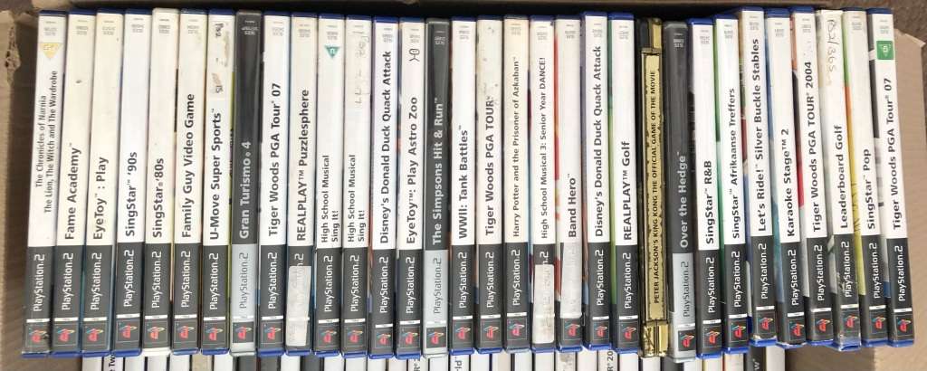 MASSIVE COLLECTION OF 98 X PS2 GAMES