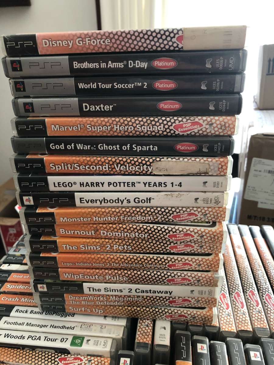 MASSIVE COLLECTION OF 153 X SONY PSP GAMES