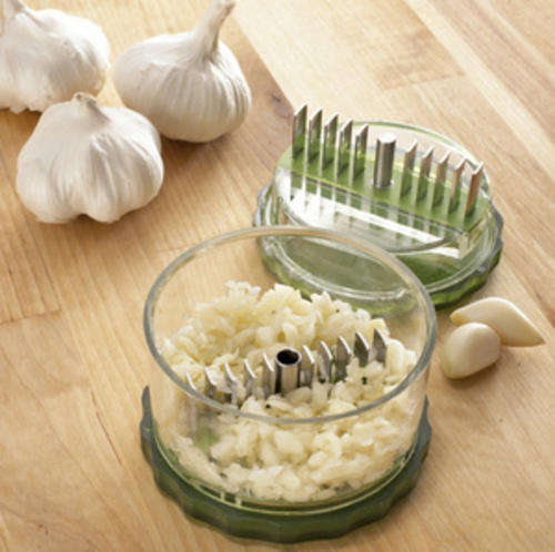 GARLIC PRO, THE NO TOUCH GARLIC DICER!