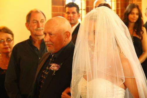 Stunning 3/4 length white veil with sparkles