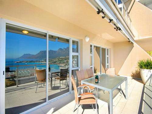 3 night stay in Clifton, Cape Town, 2 bed, 2 bathroom luxury apartment (1 April to 31 October 2011)