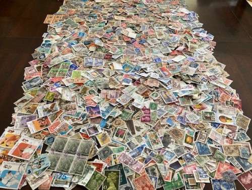 BULKLOT SALE - World mixture off paper. Thousands and thousands of stamps