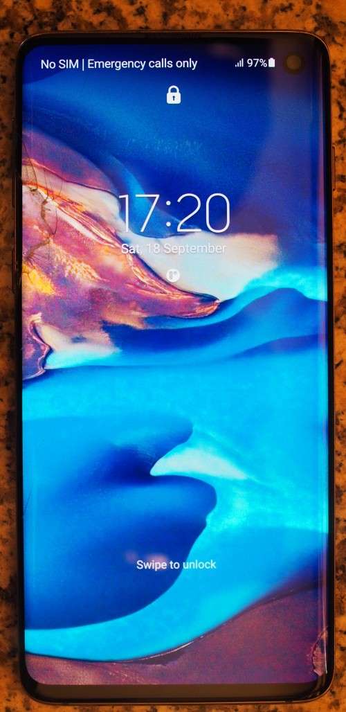 Samsung Galaxy S10 + New Case (and S7 Box)