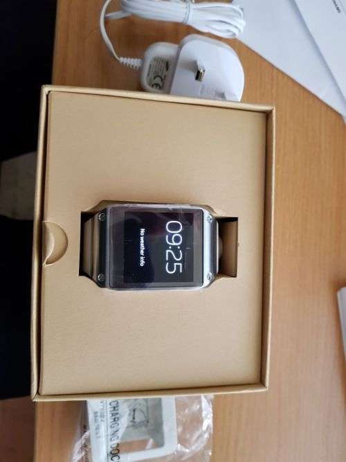 ***R1 SNAP FRIDAY*** SAMSUNG GALAXY GEAR
