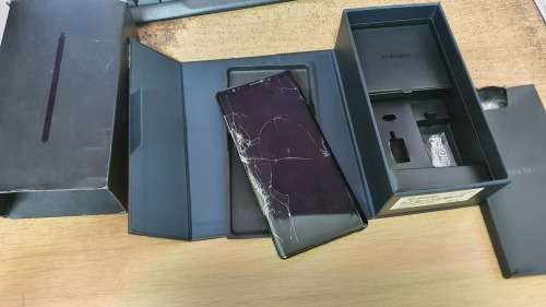 Samsung Note 9 READ!!