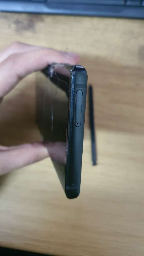 Samsung Note 9 READ!!