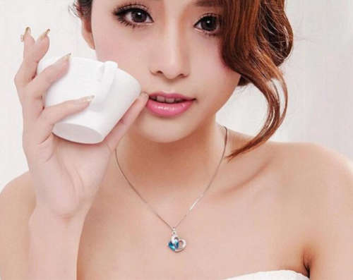 Aquamarine Crystal Necklace and pendant set - Blue